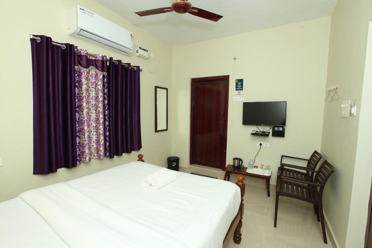 Le Windfall Luxury Puducherry Eksteriør billede