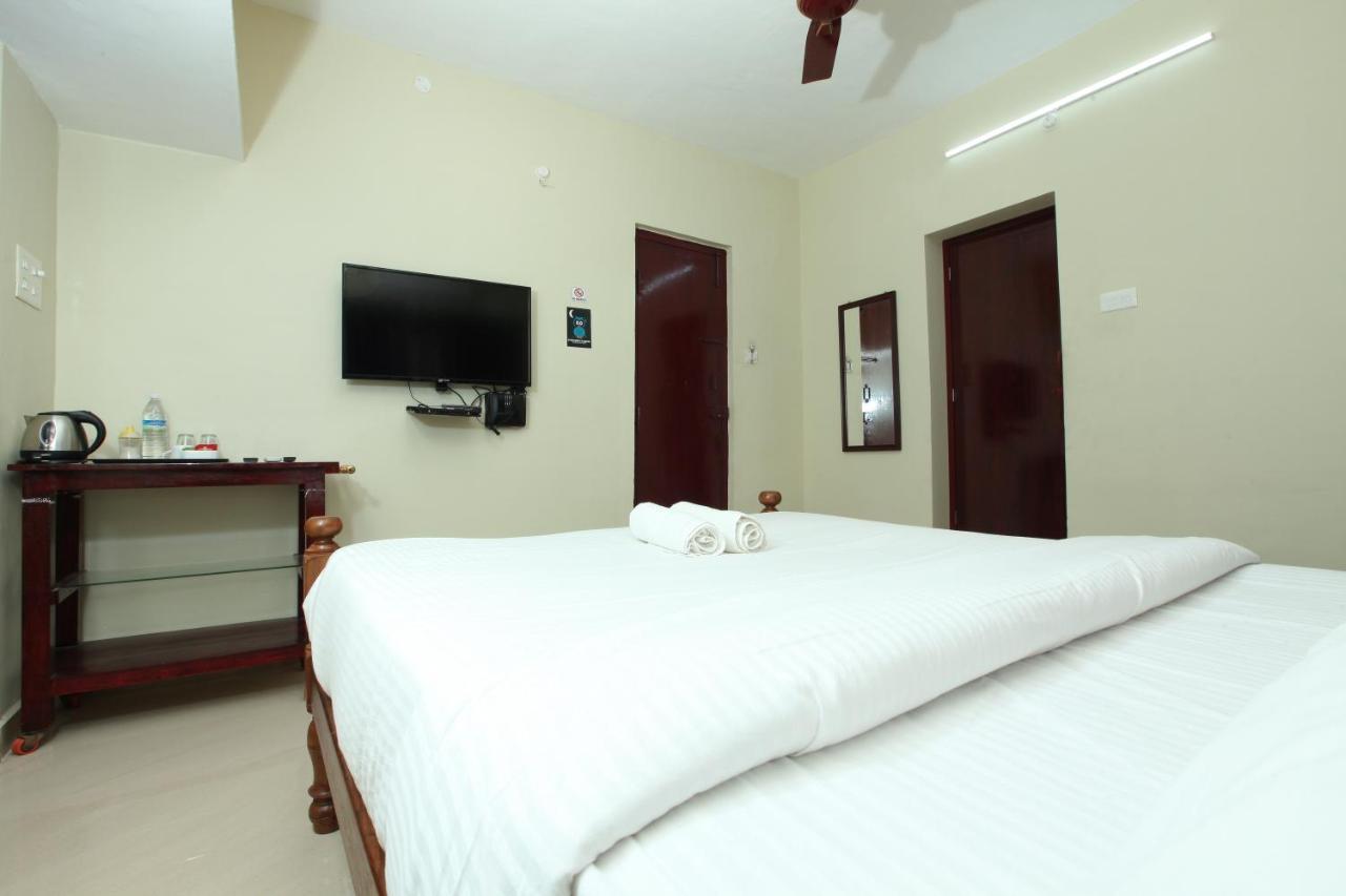 Le Windfall Luxury Puducherry Eksteriør billede
