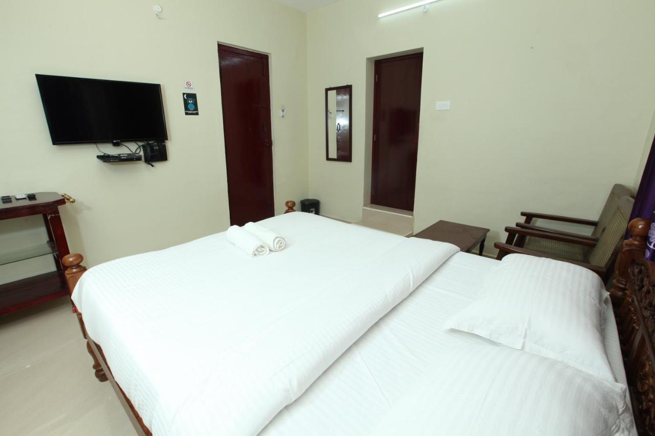 Le Windfall Luxury Puducherry Eksteriør billede